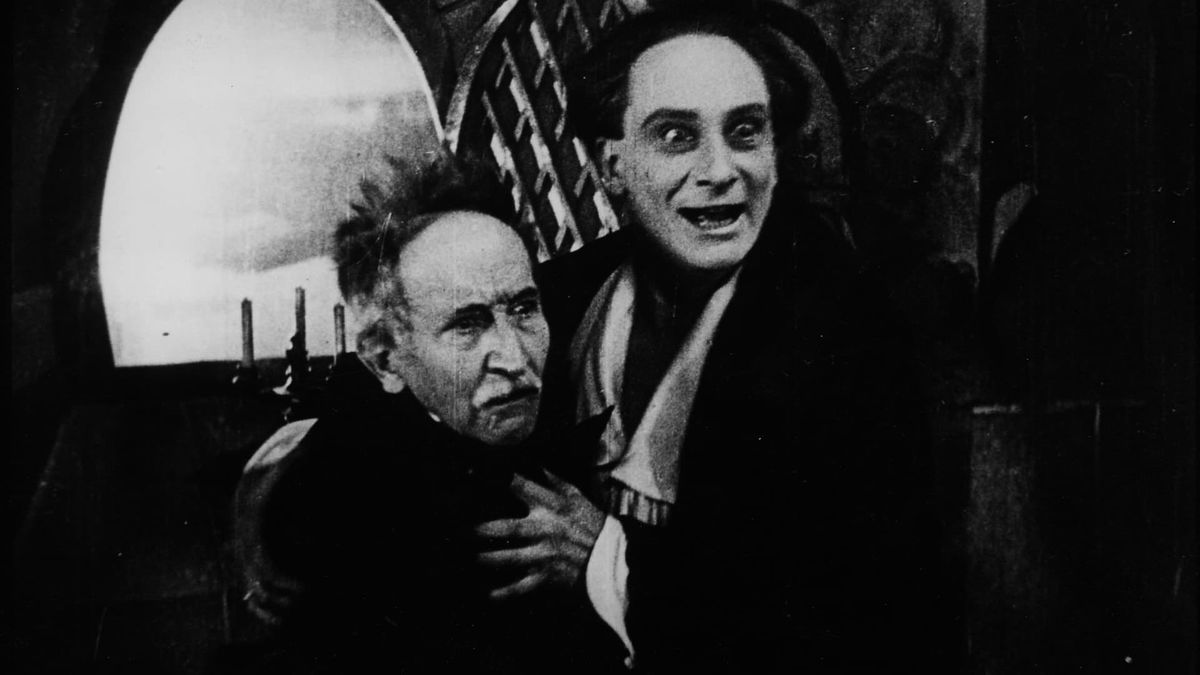 The Fall of the House of Usher’ watched by CamiloMRT • Letterboxd